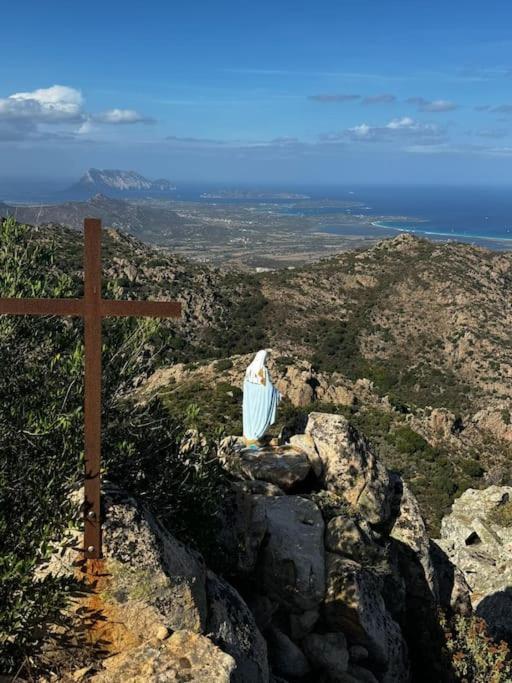 Villetta Laura San Teodoro  Exteriör bild